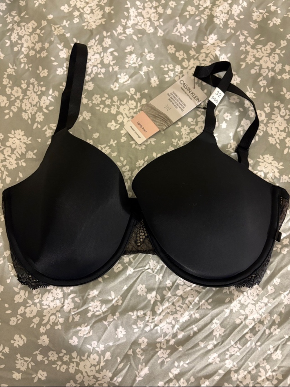 Calvin Klein Black Lace-Trim Molded T-Shirt Bra
